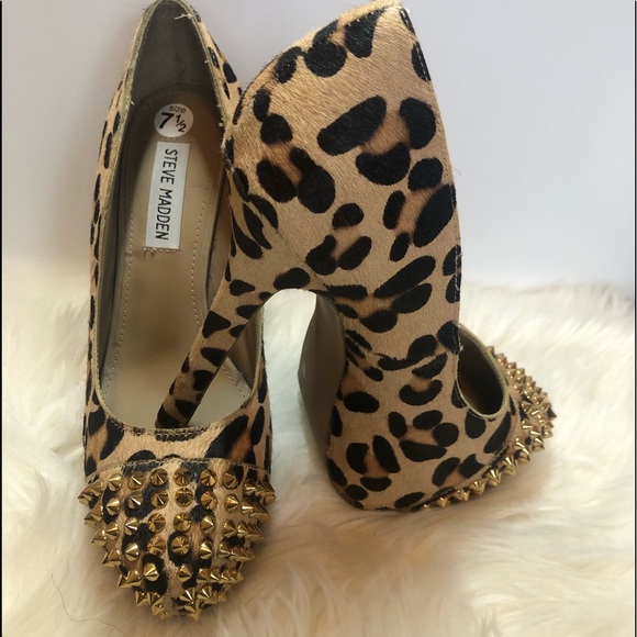 Steve Madden Leopard Gold Studded Heel - Picture 1 of 4